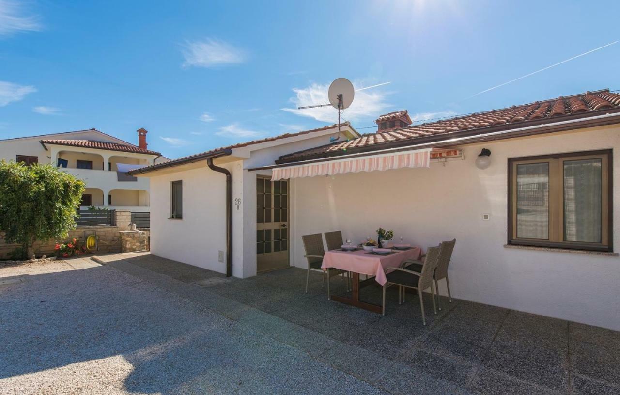 Cottage Nilda I Musalez Exterior photo