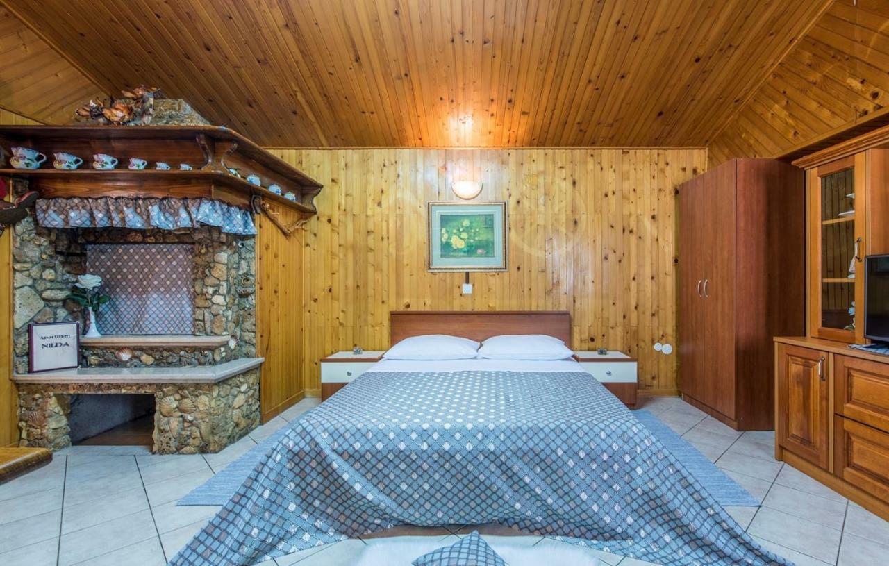 Cottage Nilda I Musalez Exterior photo